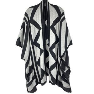 Mossimo Bold Print Kimono Poncho Open Cardigan Sz L/XL 3165 EUC Women Washable